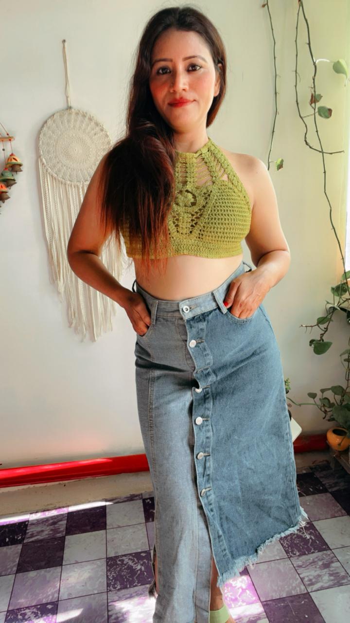 How to style crop top in different ways 2